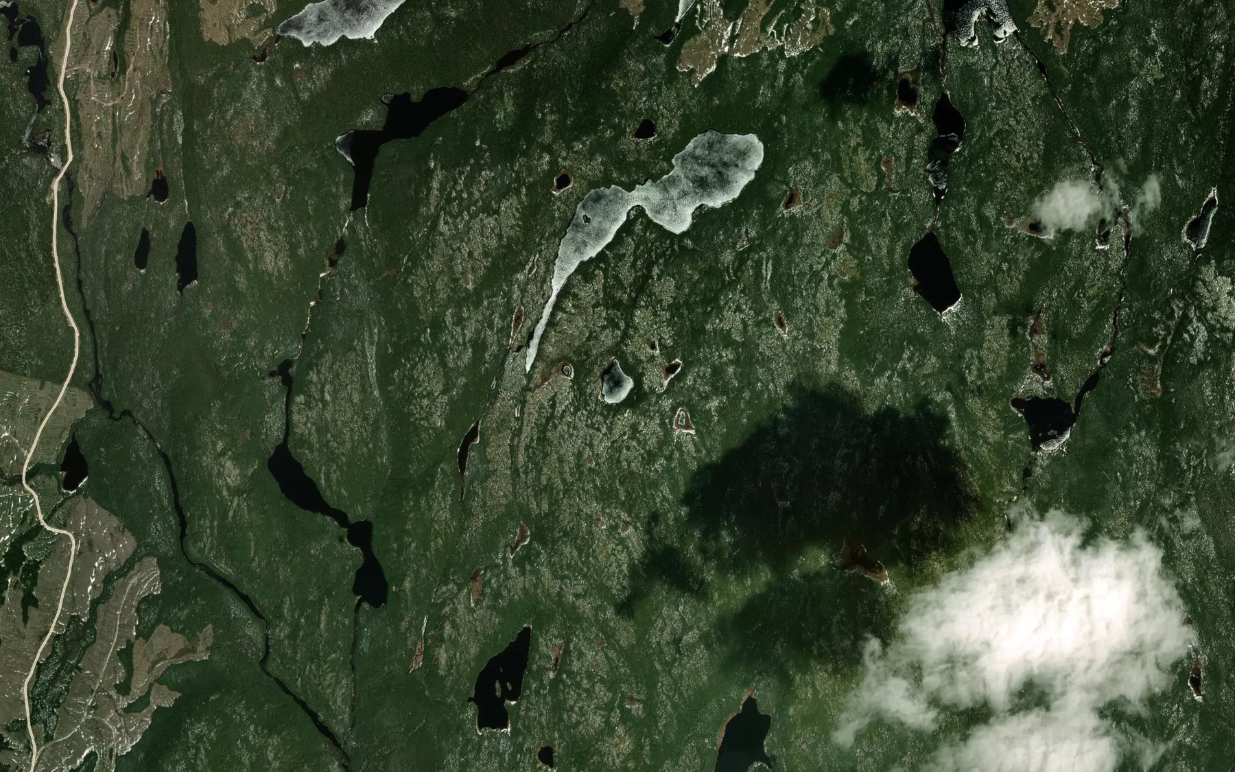 Satellite map of the Lac Letto