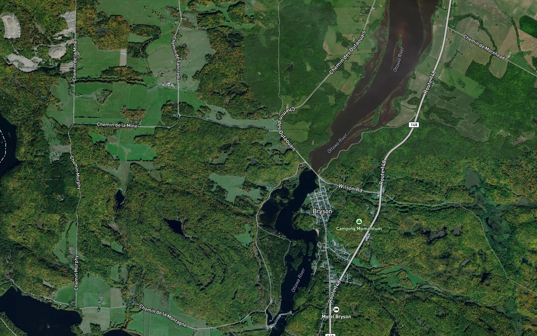 Satellite map of the Crique a Bertrand