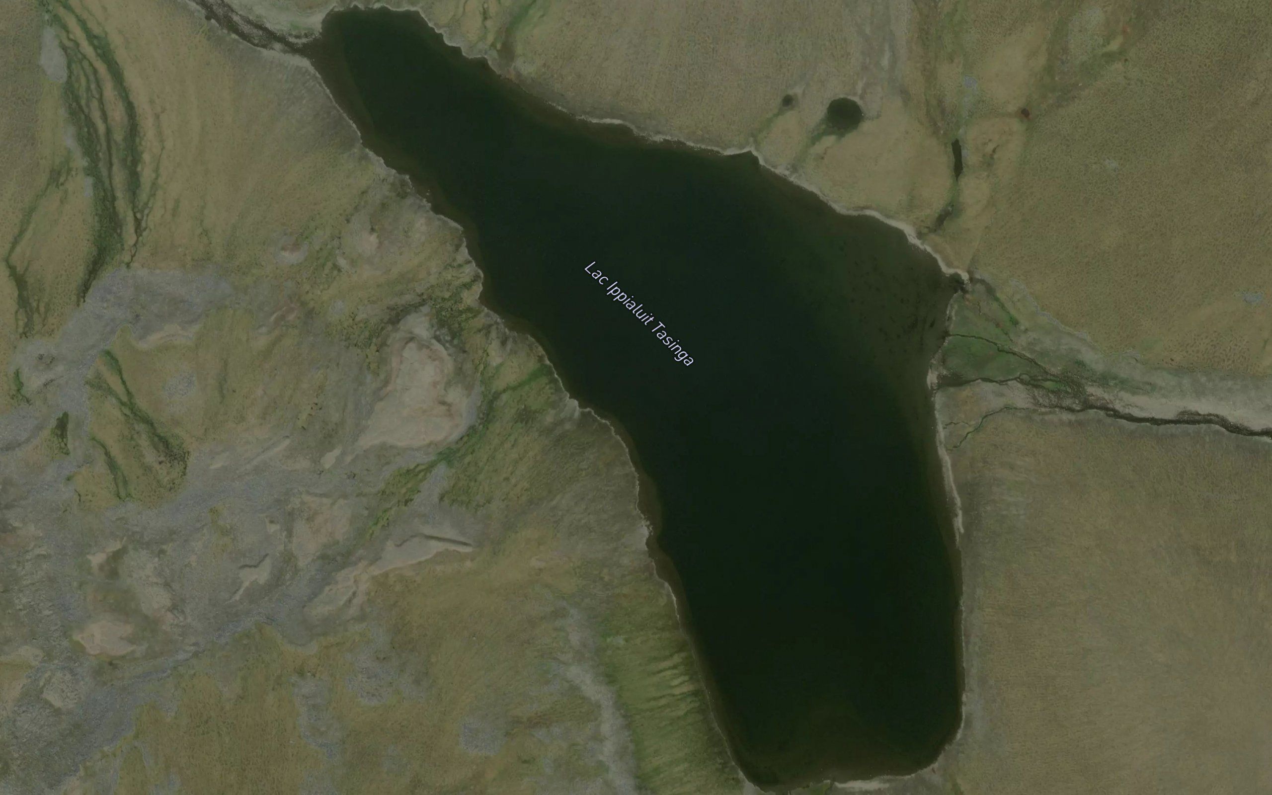 Lac Ippialuit Tasinga
