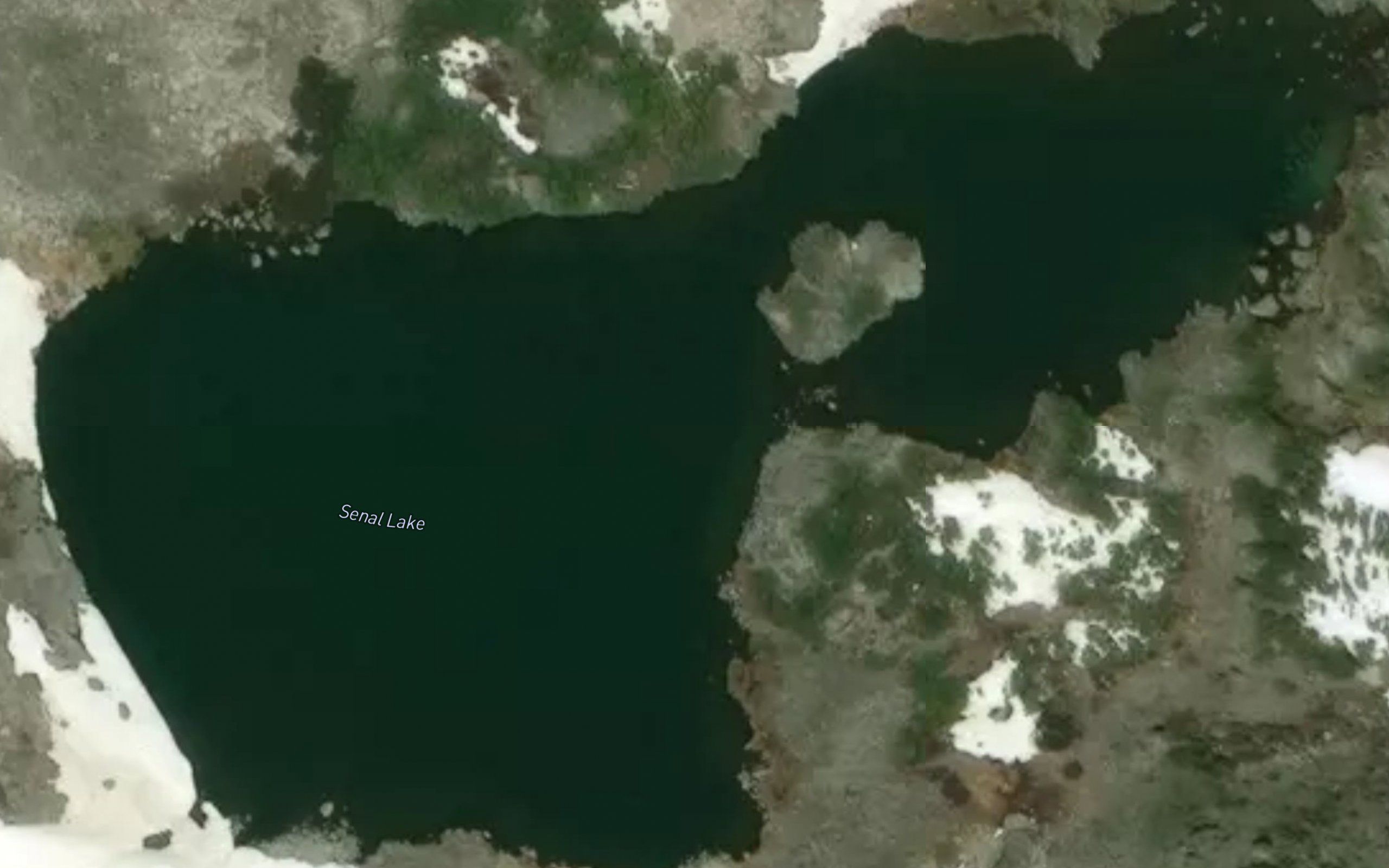 Senal Lake