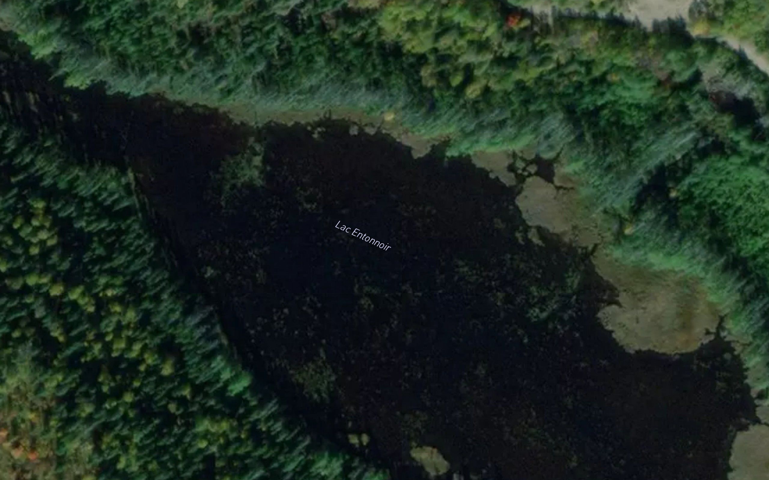 Lac Entonnoir