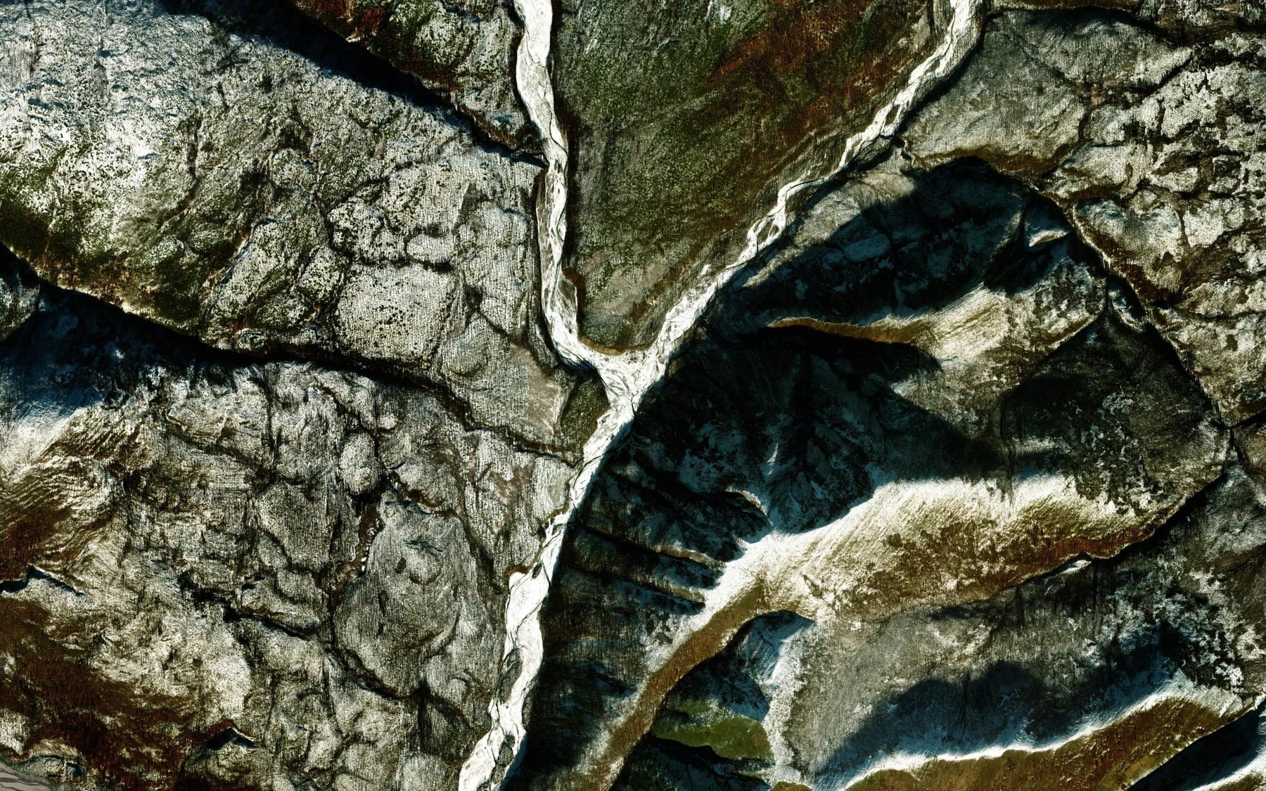 Satellite map of the Pervyy
