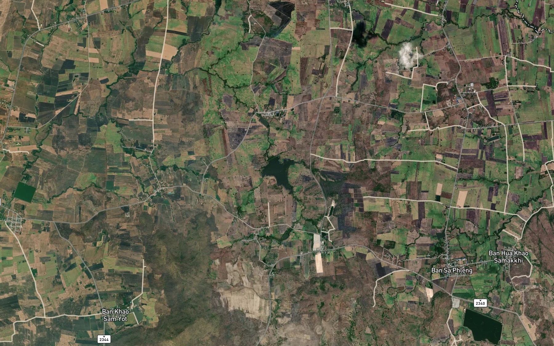 Satellite map of the Ang Kep Nam Ban Phu Wae