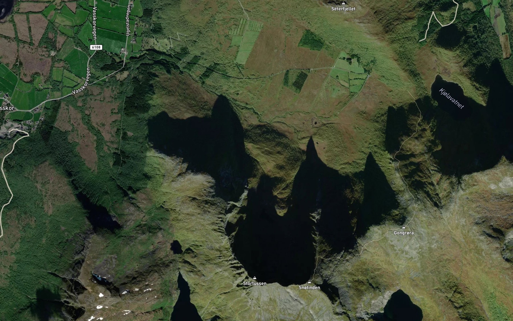 Satellite map of the Klokkhuselva