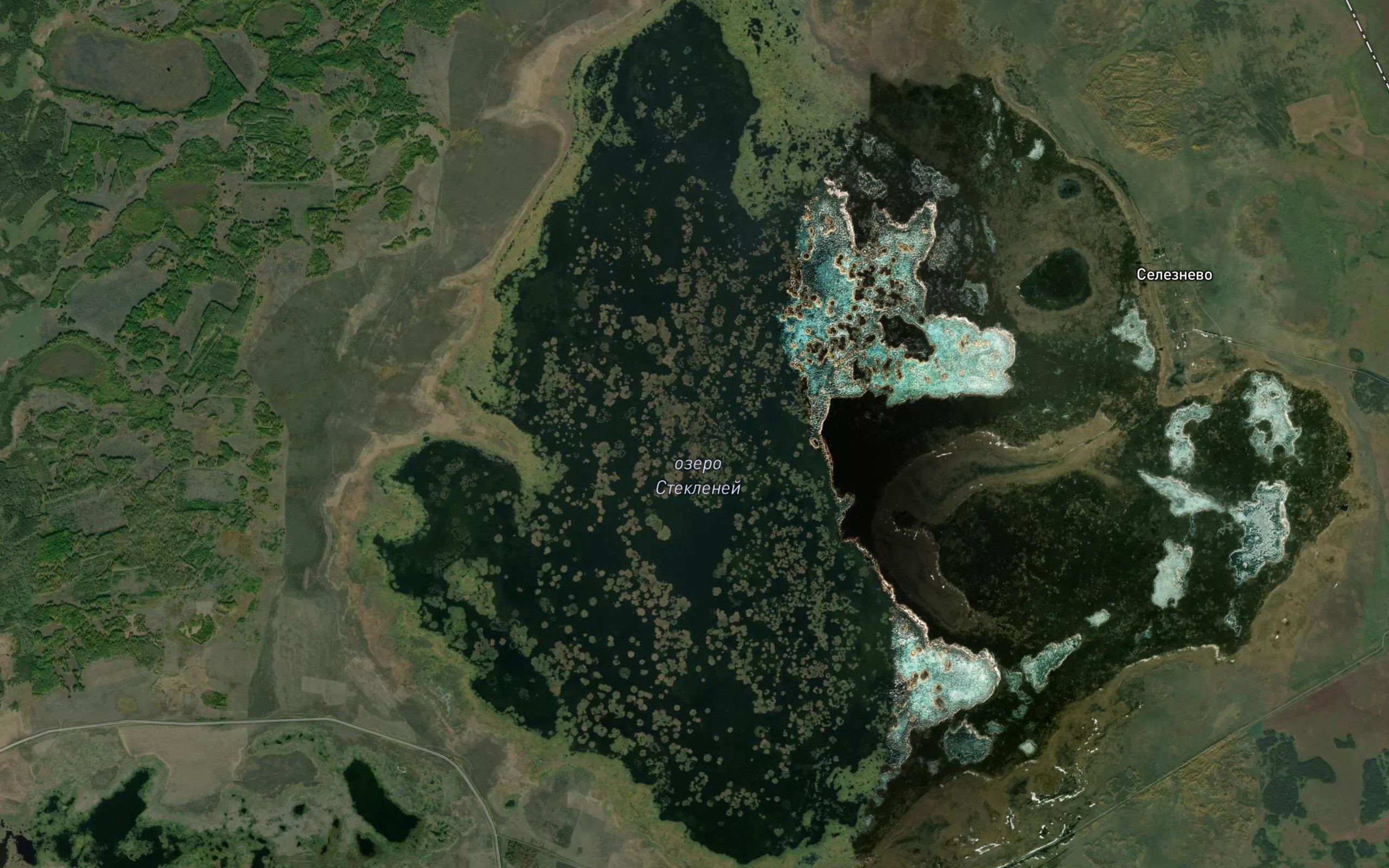 Ozero Stekleney