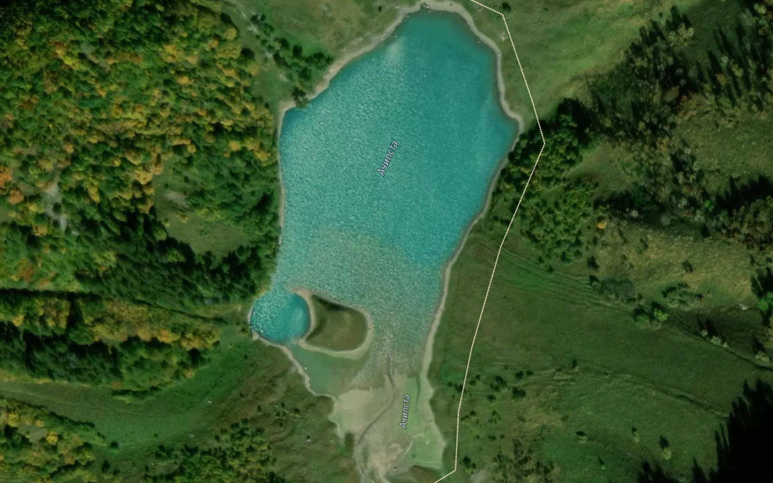 Ozero Achipsta