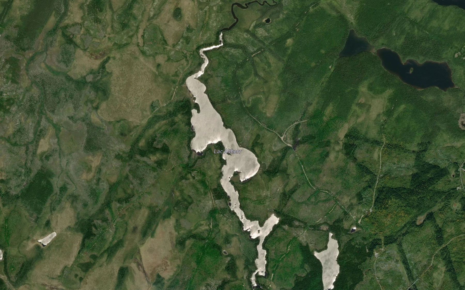 Satellite map of the Lac Altherr
