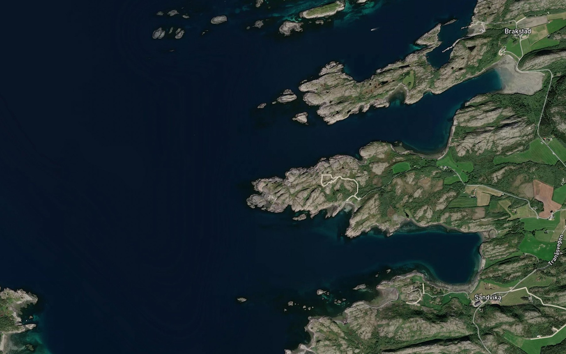 Satellite map of the Ausavinsholet