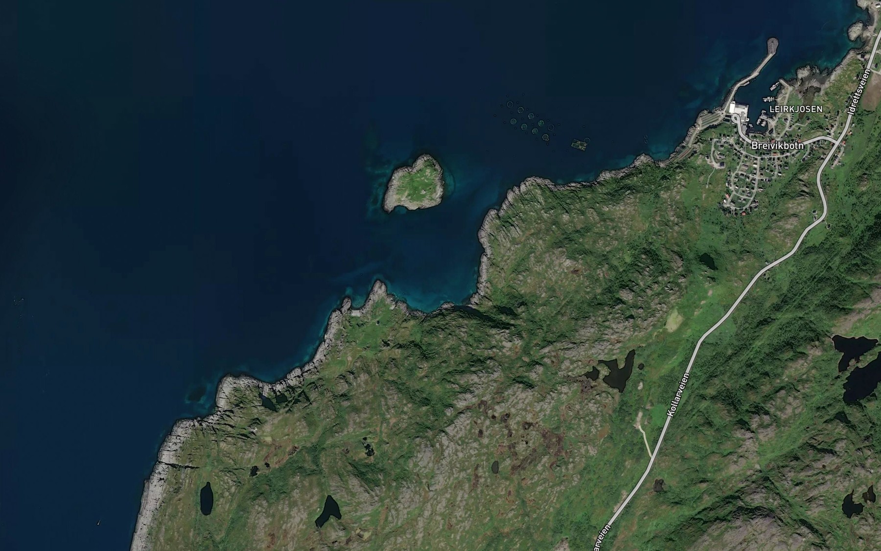 Satellite map of the Holmbukta