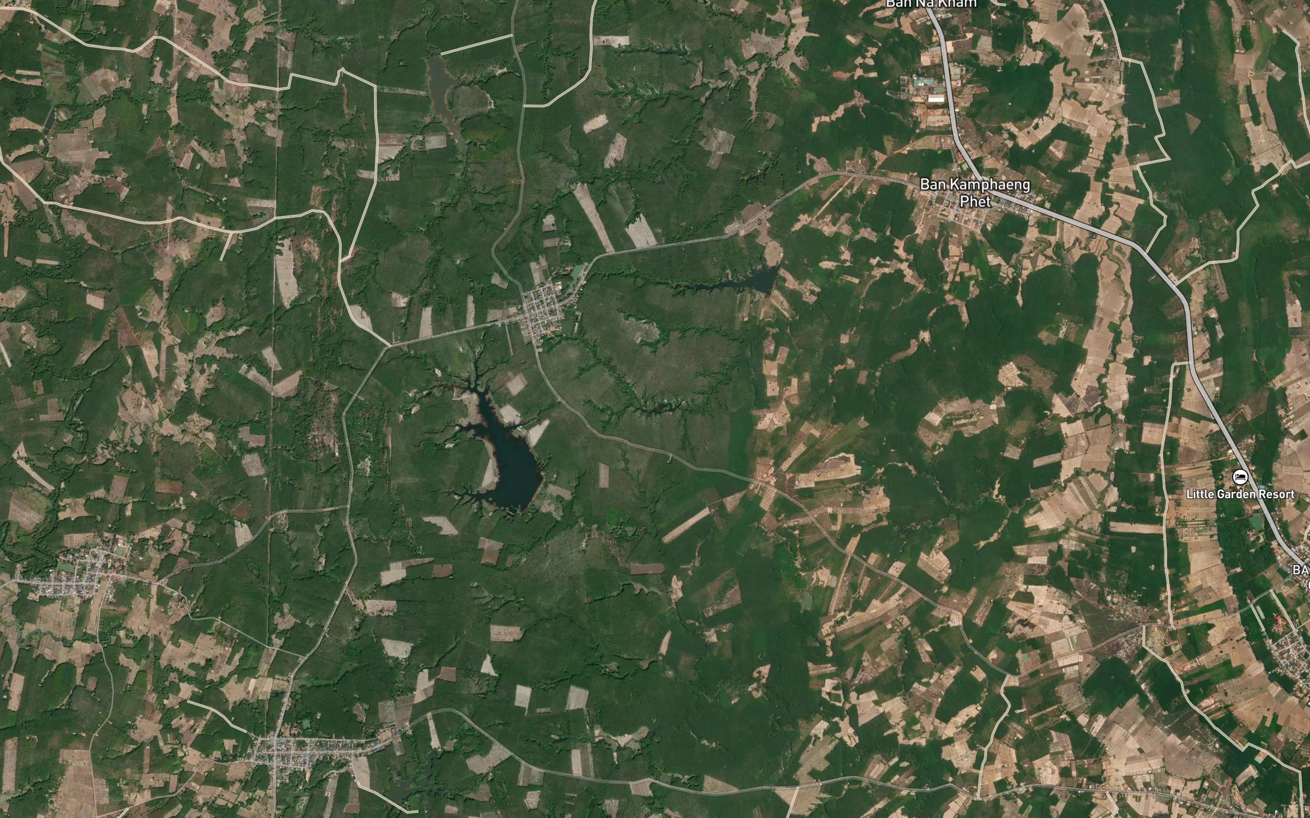 Ang Kep Nam Huai Kamphaeng Yai