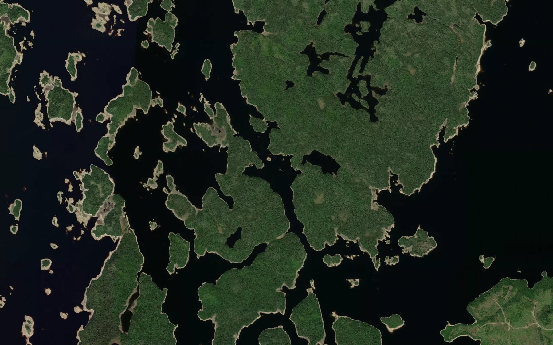 Satellite map of the Passe des Indiens