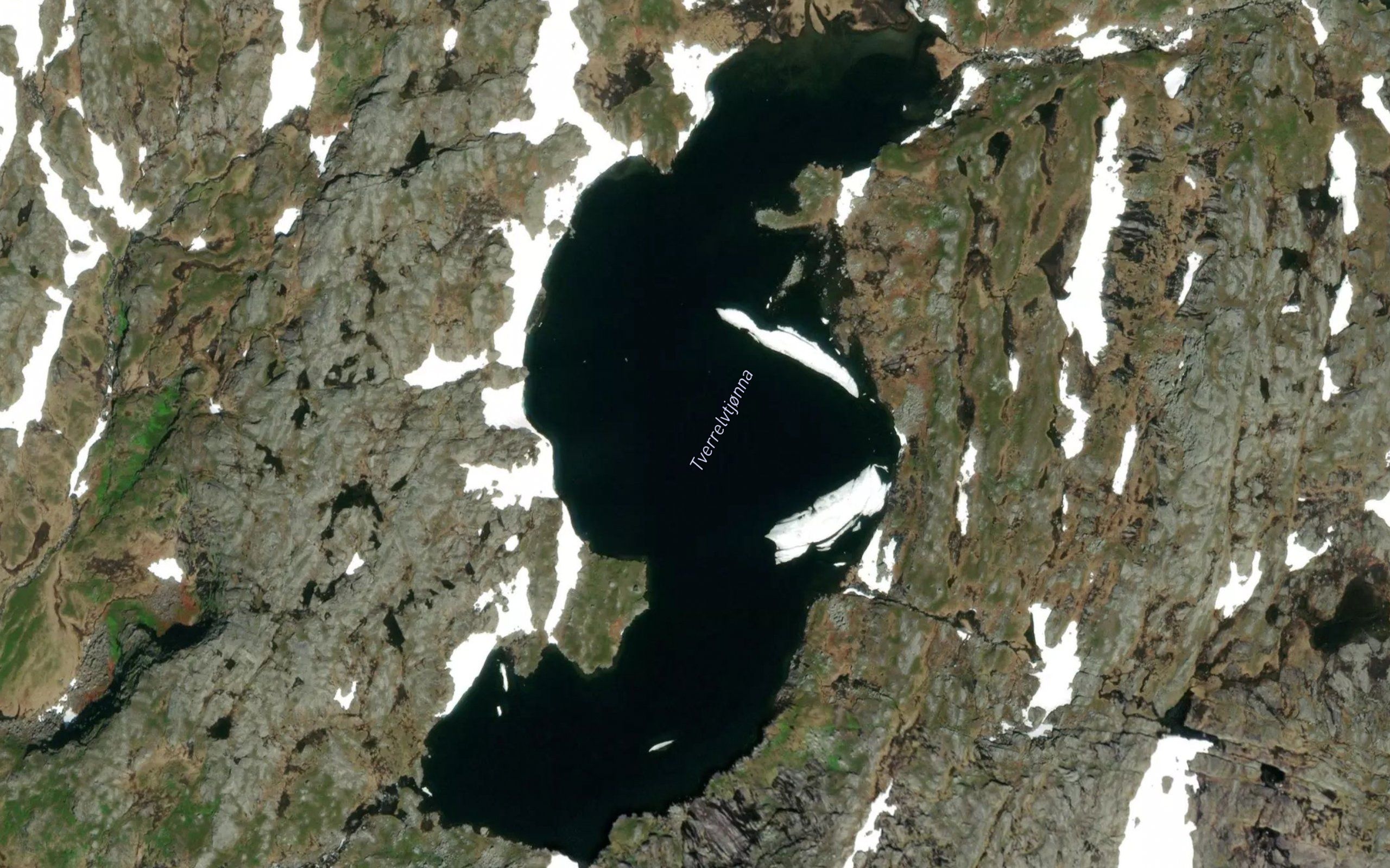 Tverrelvtjorna