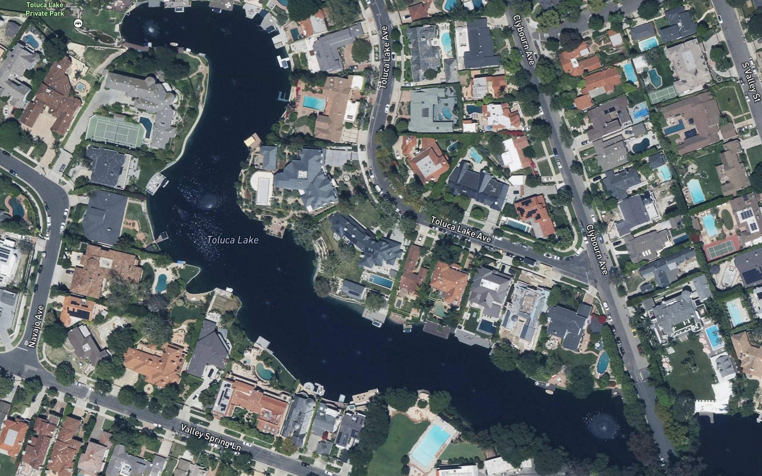 Toluca Lake