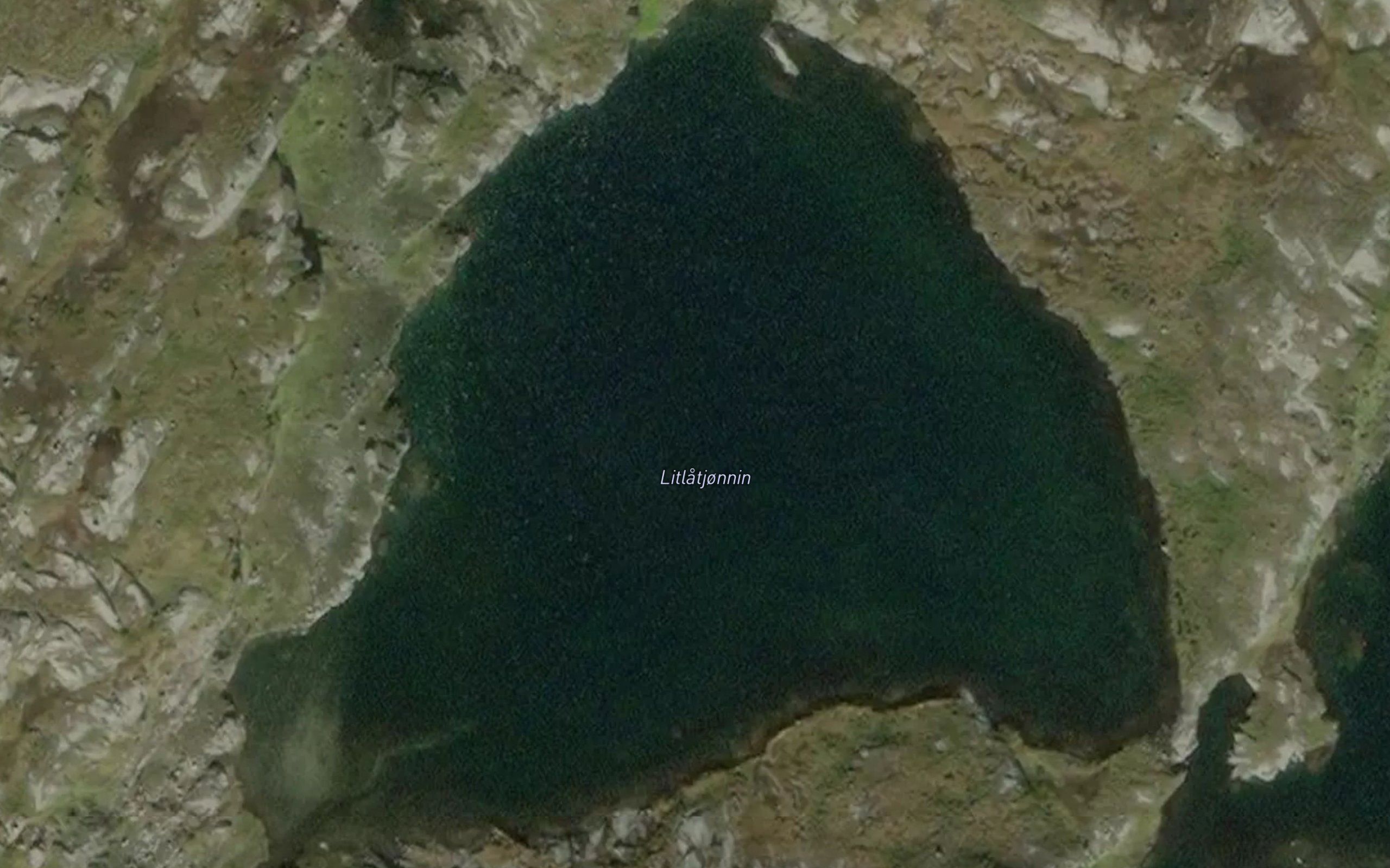 Litlatjornin