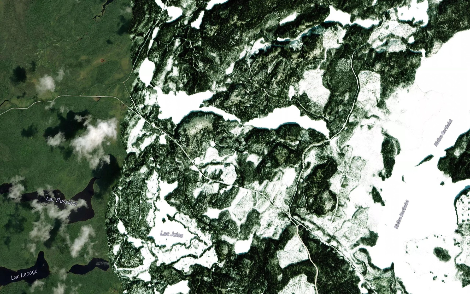 Satellite map of the Lacs Gerard