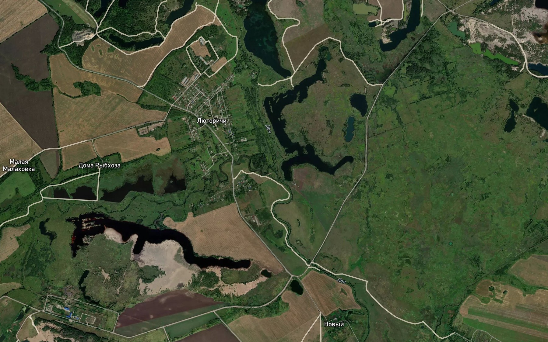 Satellite map of the Lyutorich'