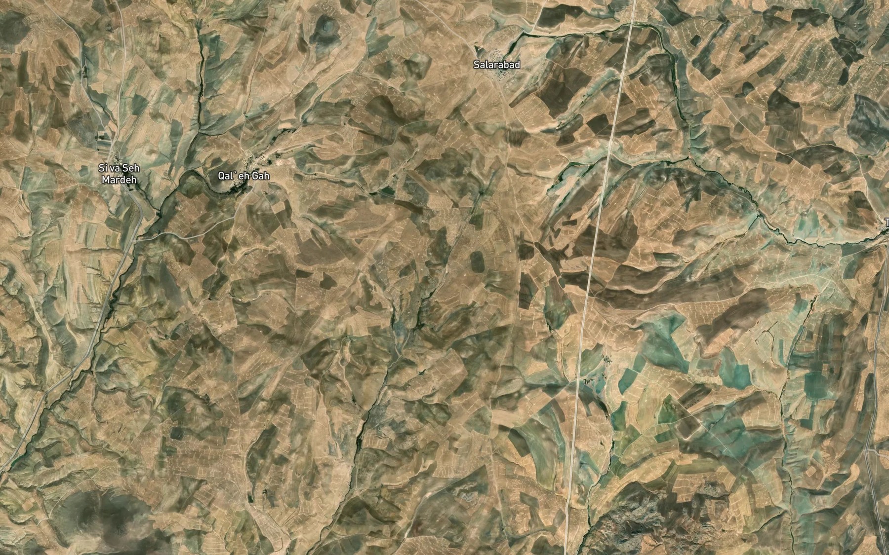 Satellite map of the Cheshmeh-ye Kani Towrmeh