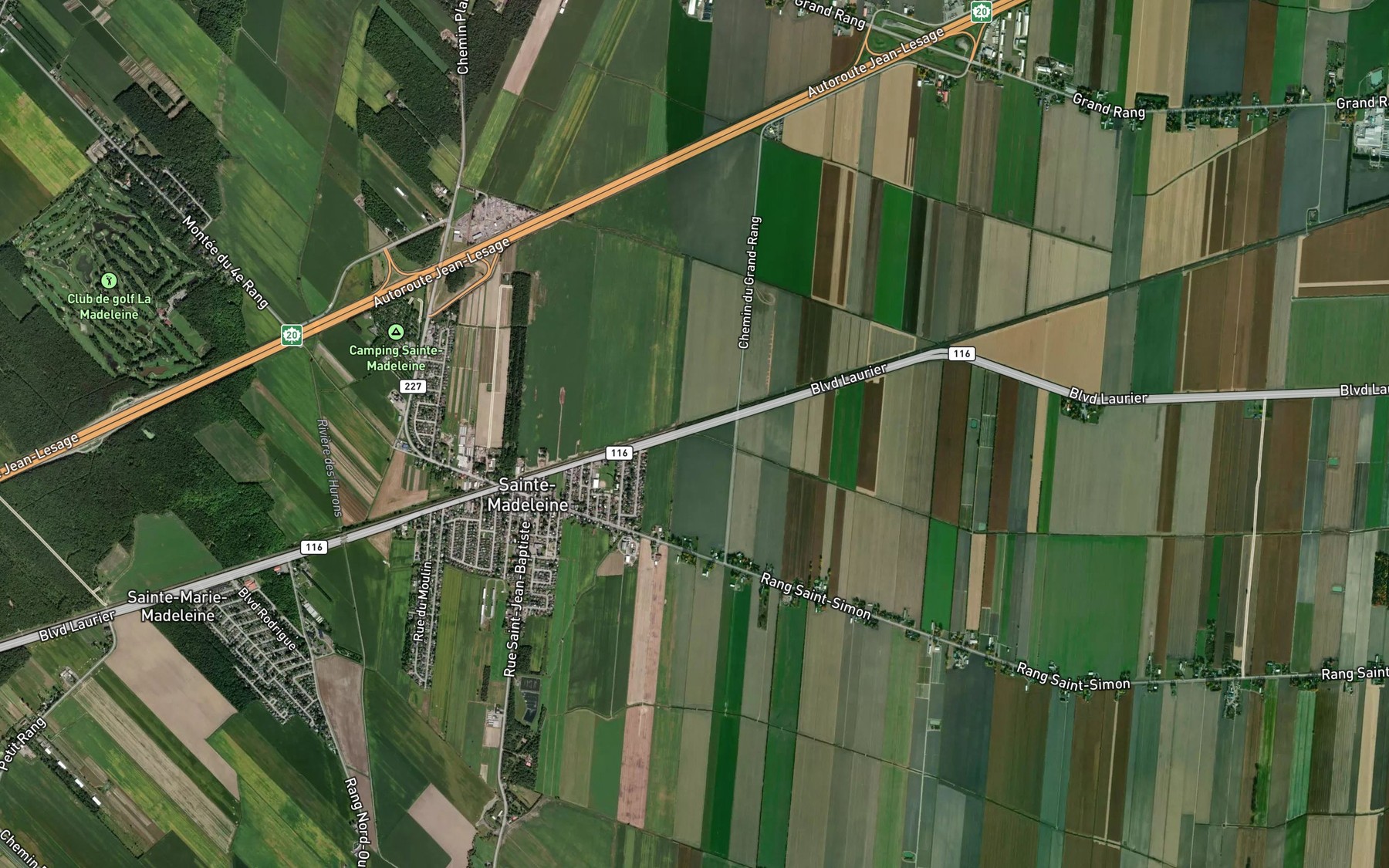 Satellite map of the Decharge des Quinze Saint-Simon Cote Nord