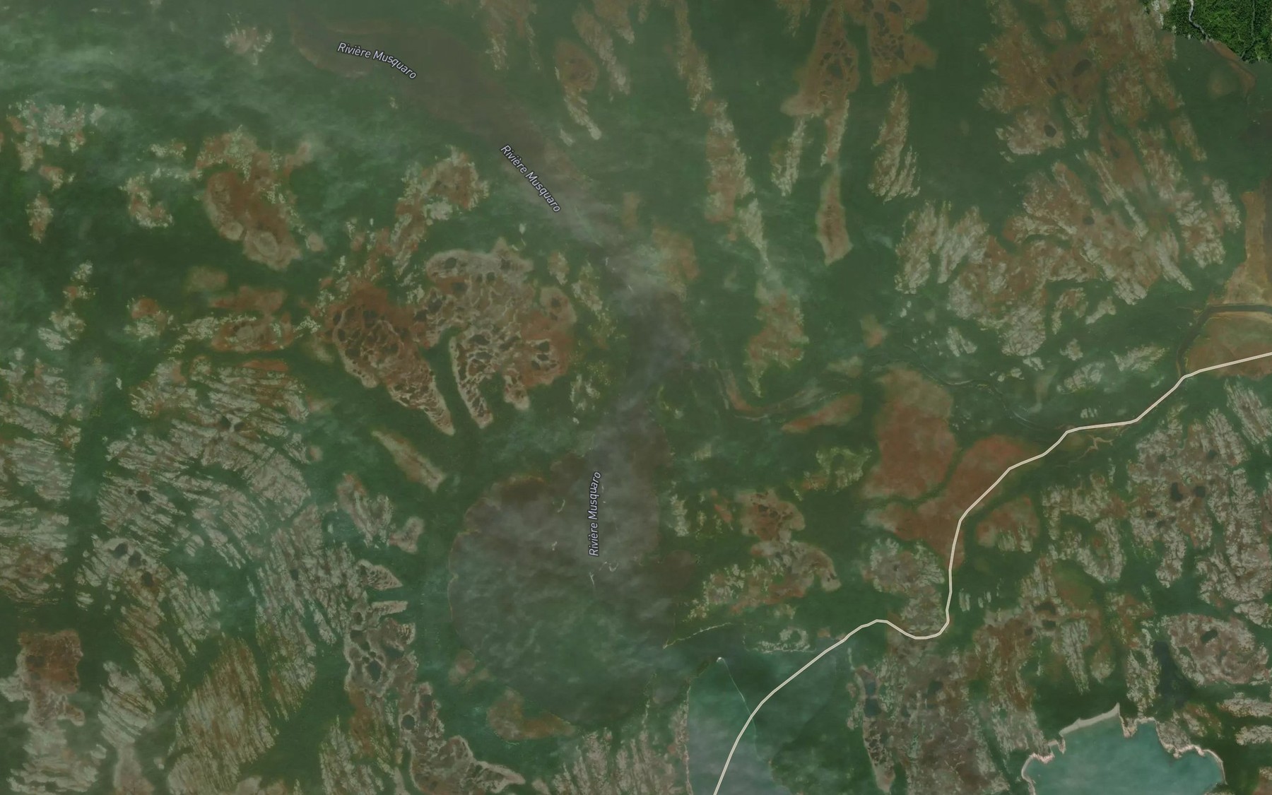 Satellite map of the Etroit du Francais
