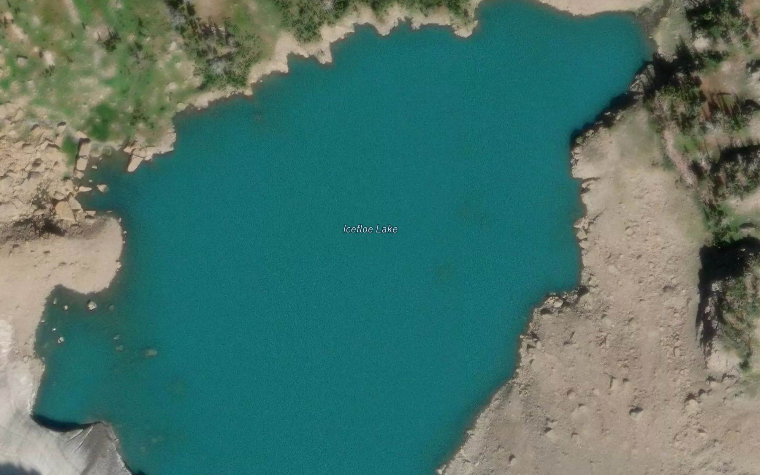 Icefloe Lake