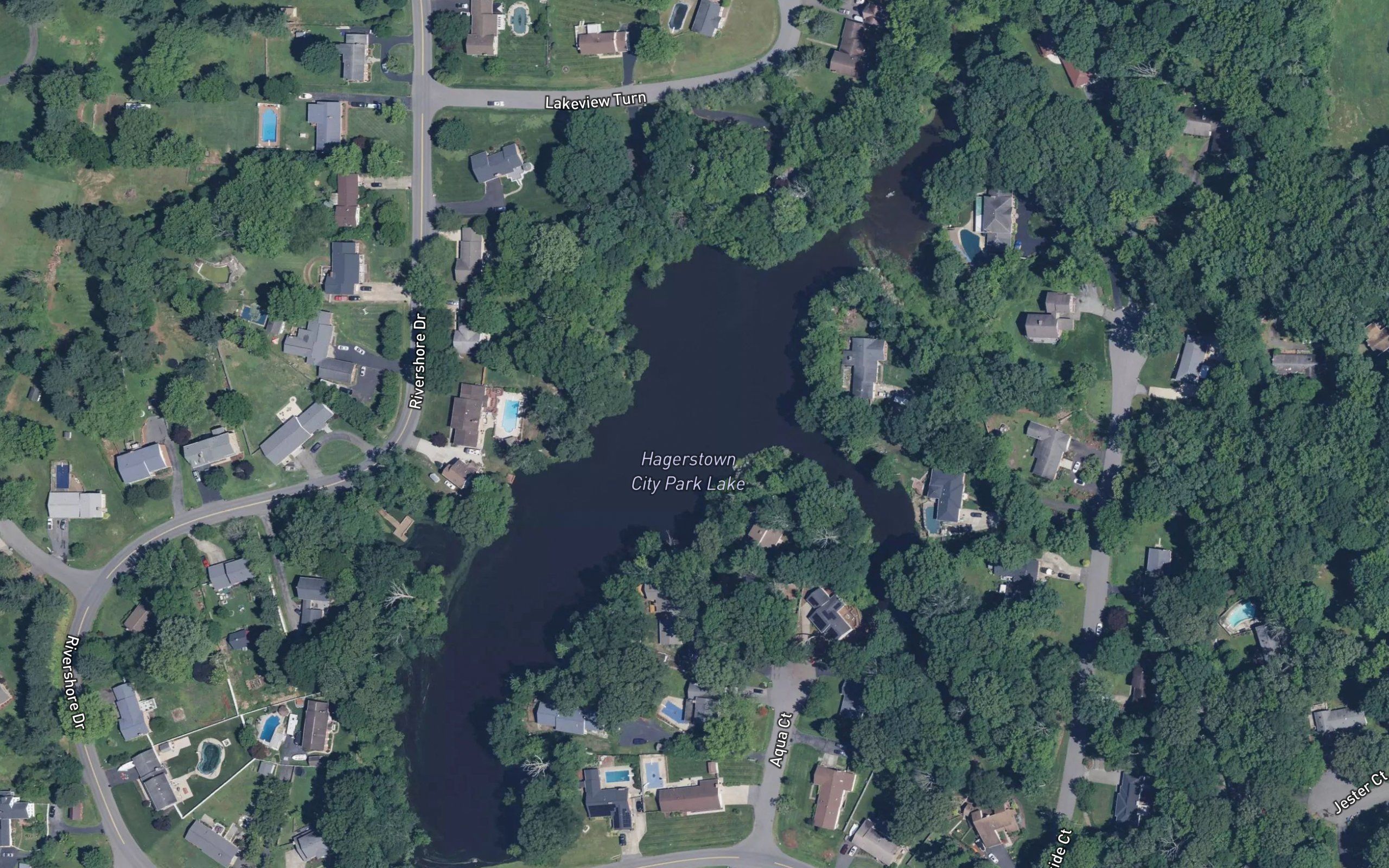 Hagerstown City Park Lake