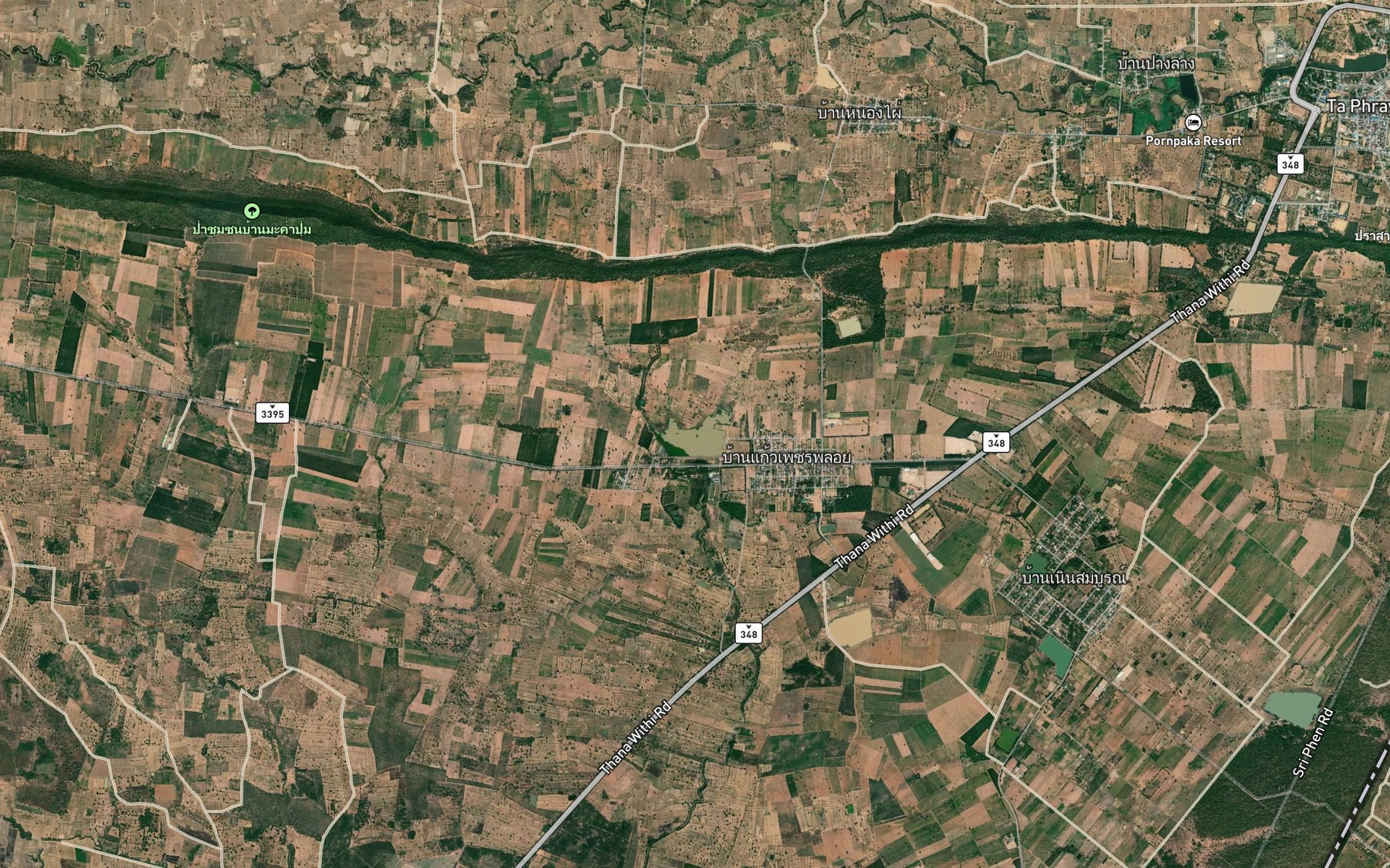 Satellite map of the Ang Kep Nam Ban Kaeo Phet Phloi