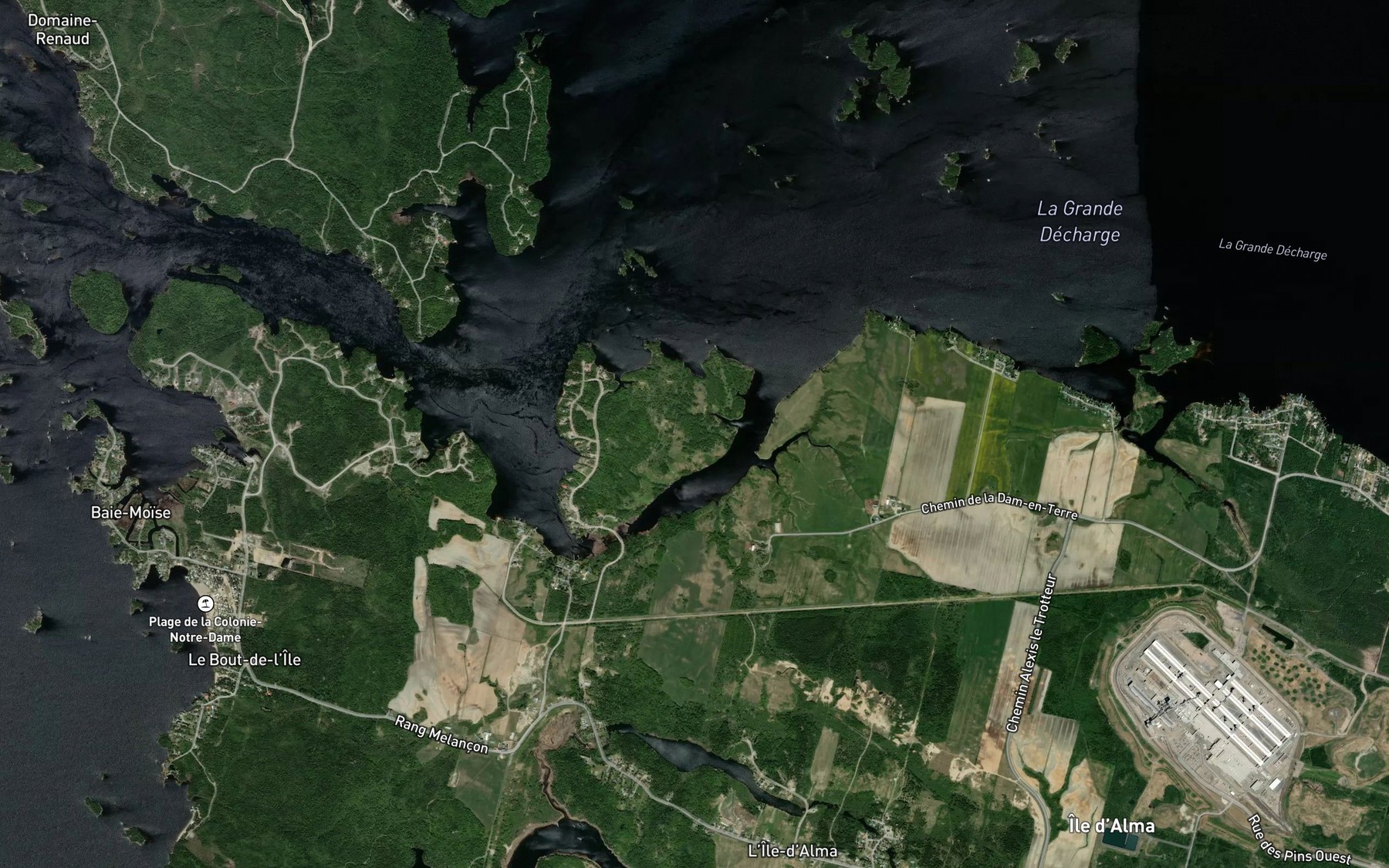 Satellite map of the Baie des Jean