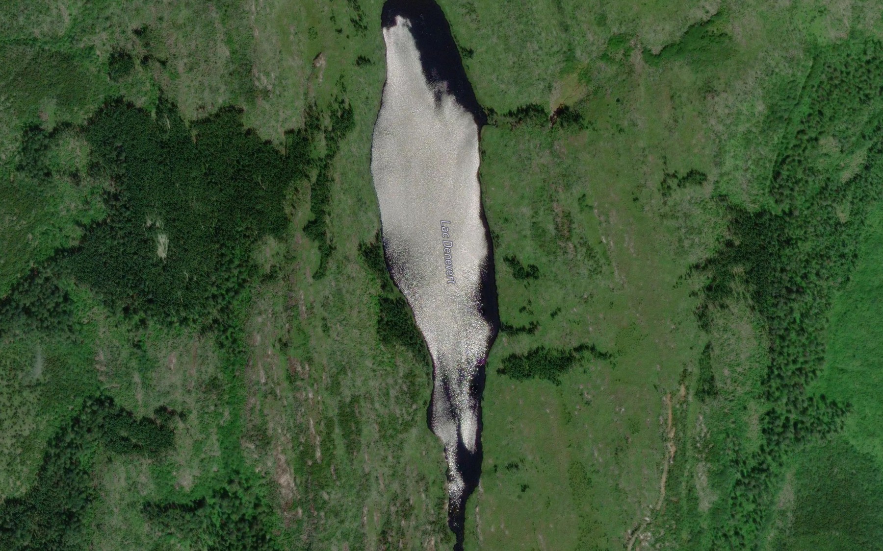 Satellite map of the Lac Denevert