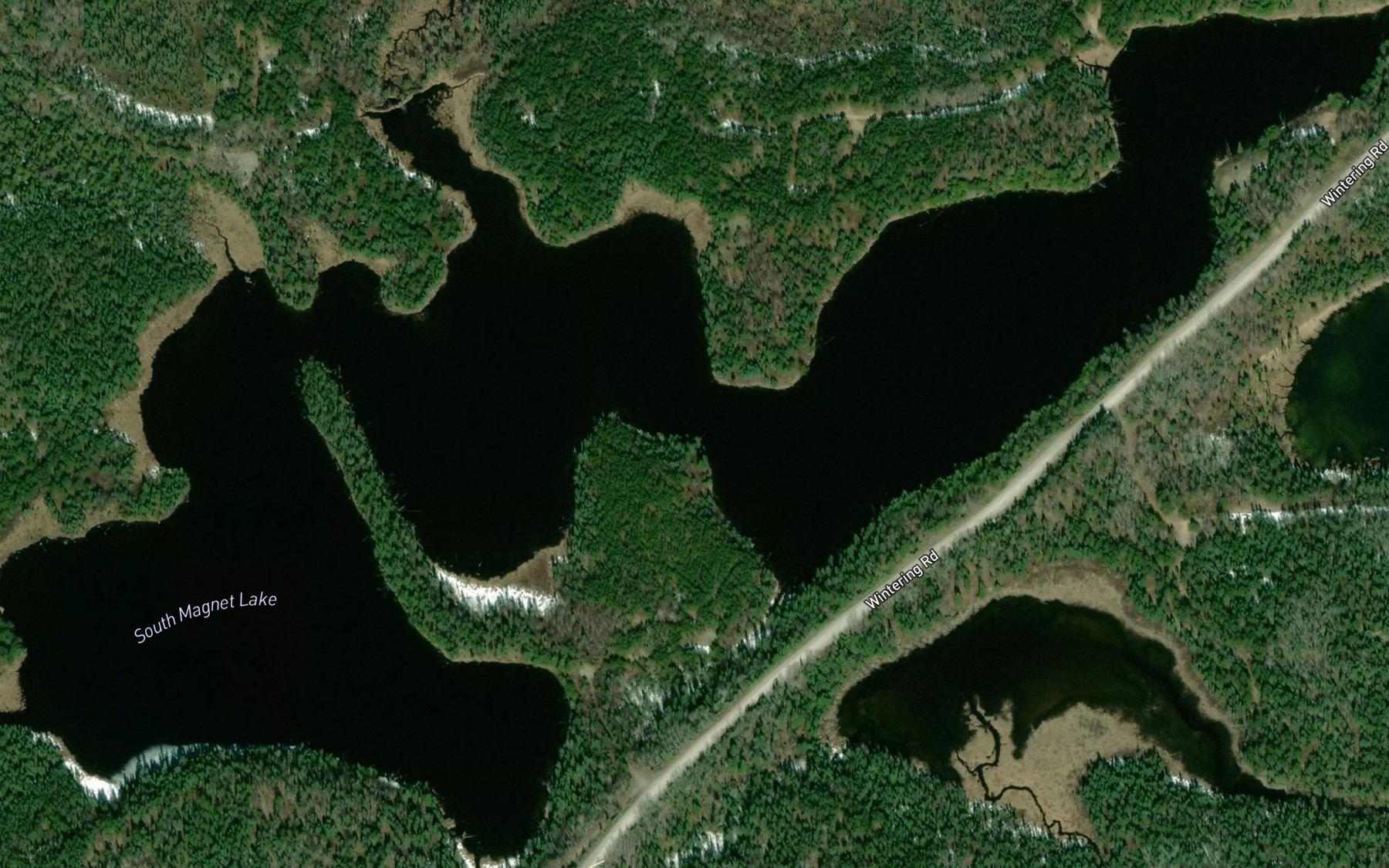 Satellite map of the South Magnet Lake