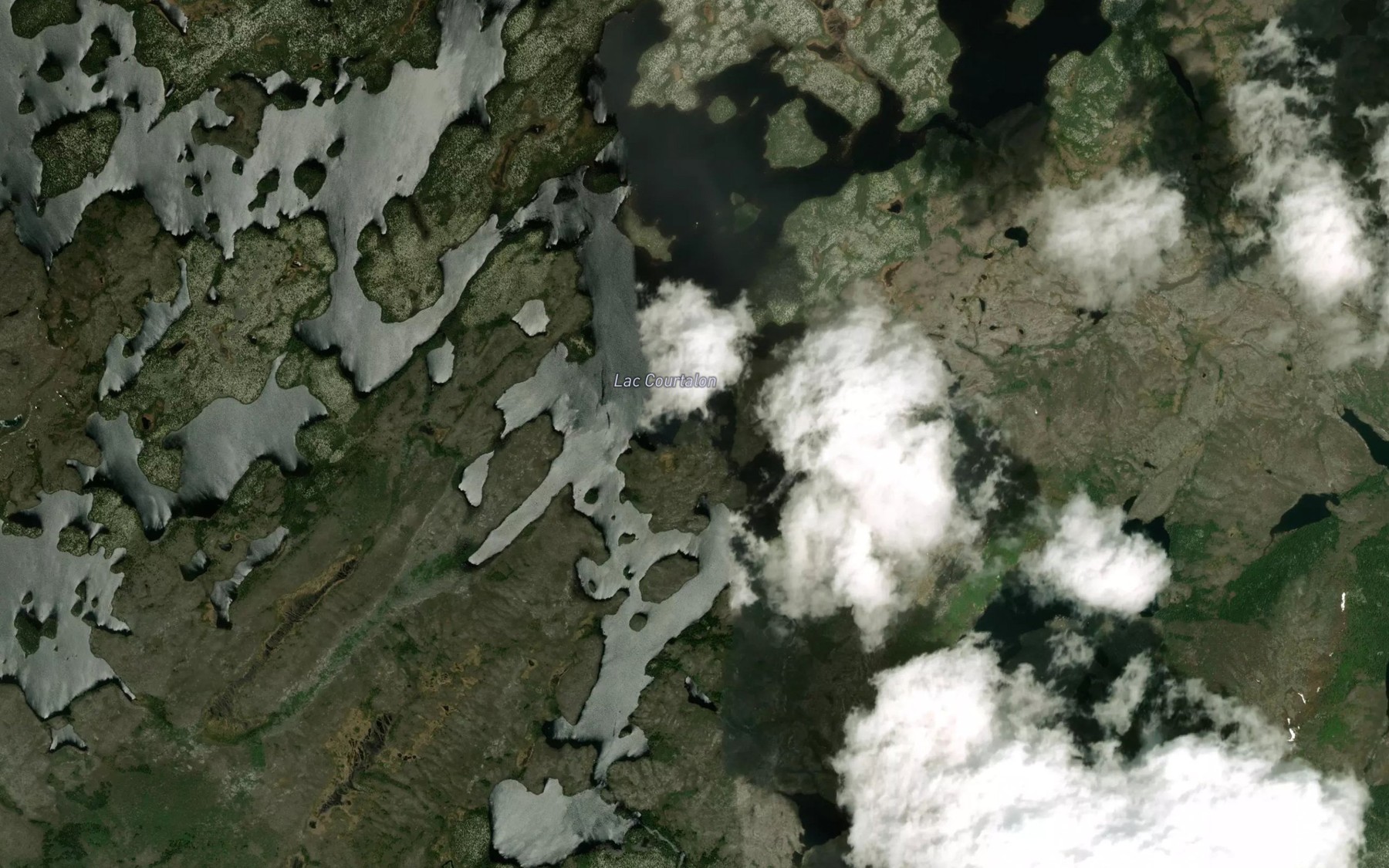Satellite map of the Lac Courtalon