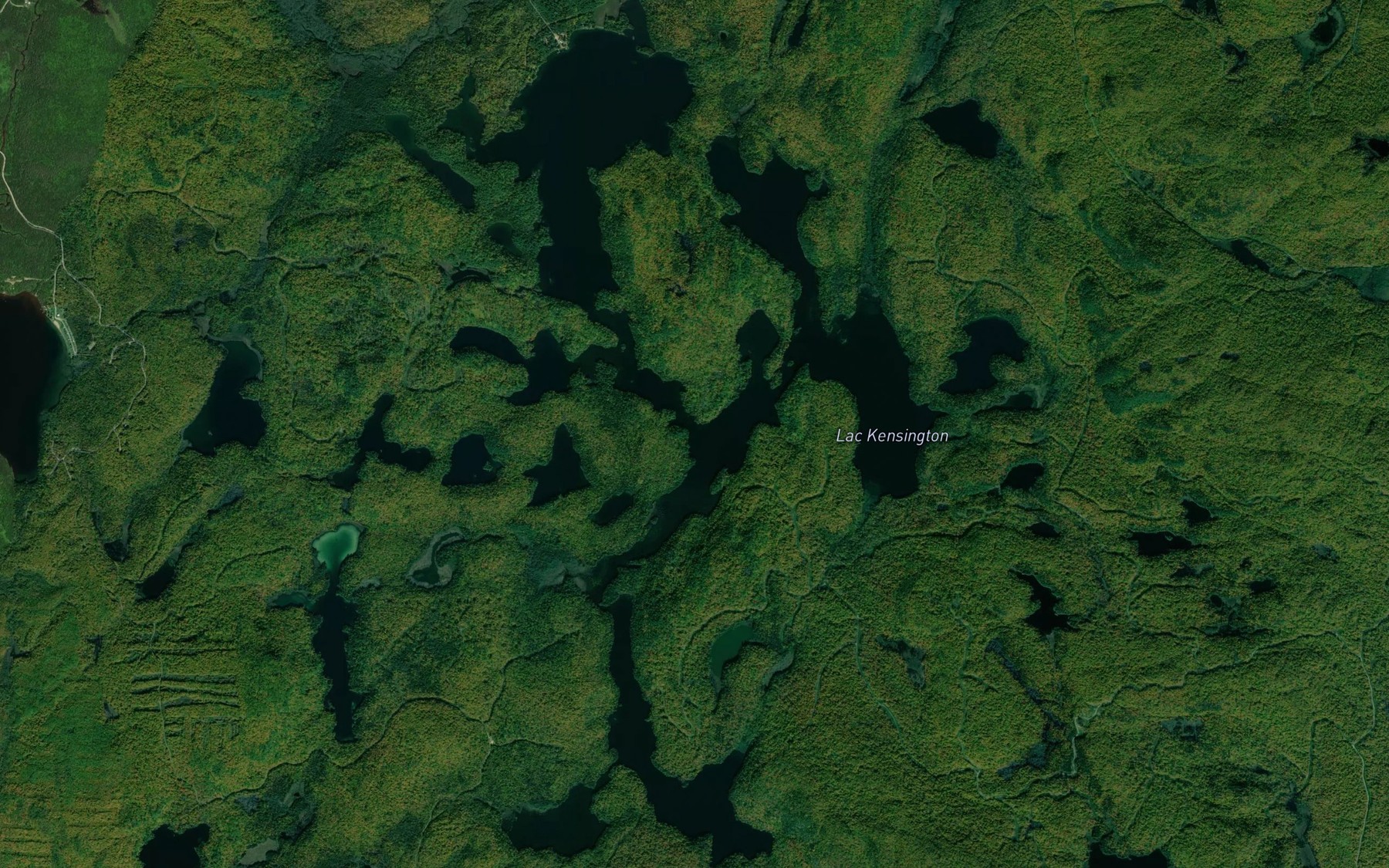Satellite map of the Lac Kensington