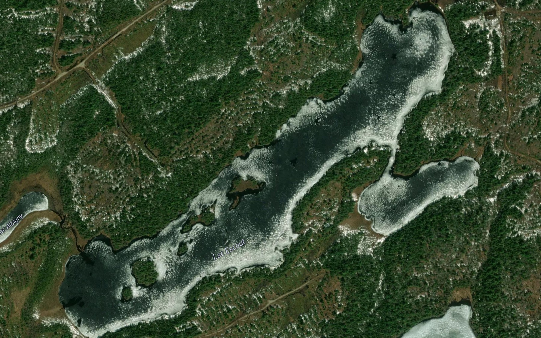 Satellite map of the Lac Escout