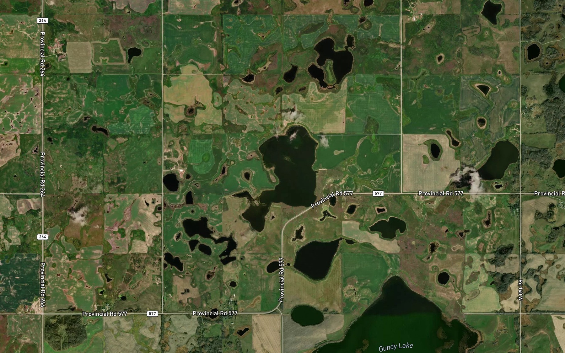 Satellite map of the Petes Lake