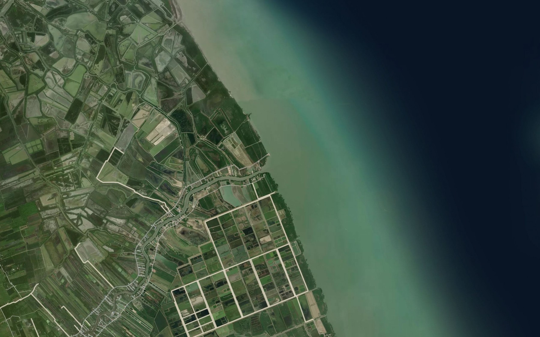 Satellite map of the Khlong Tha Sak
