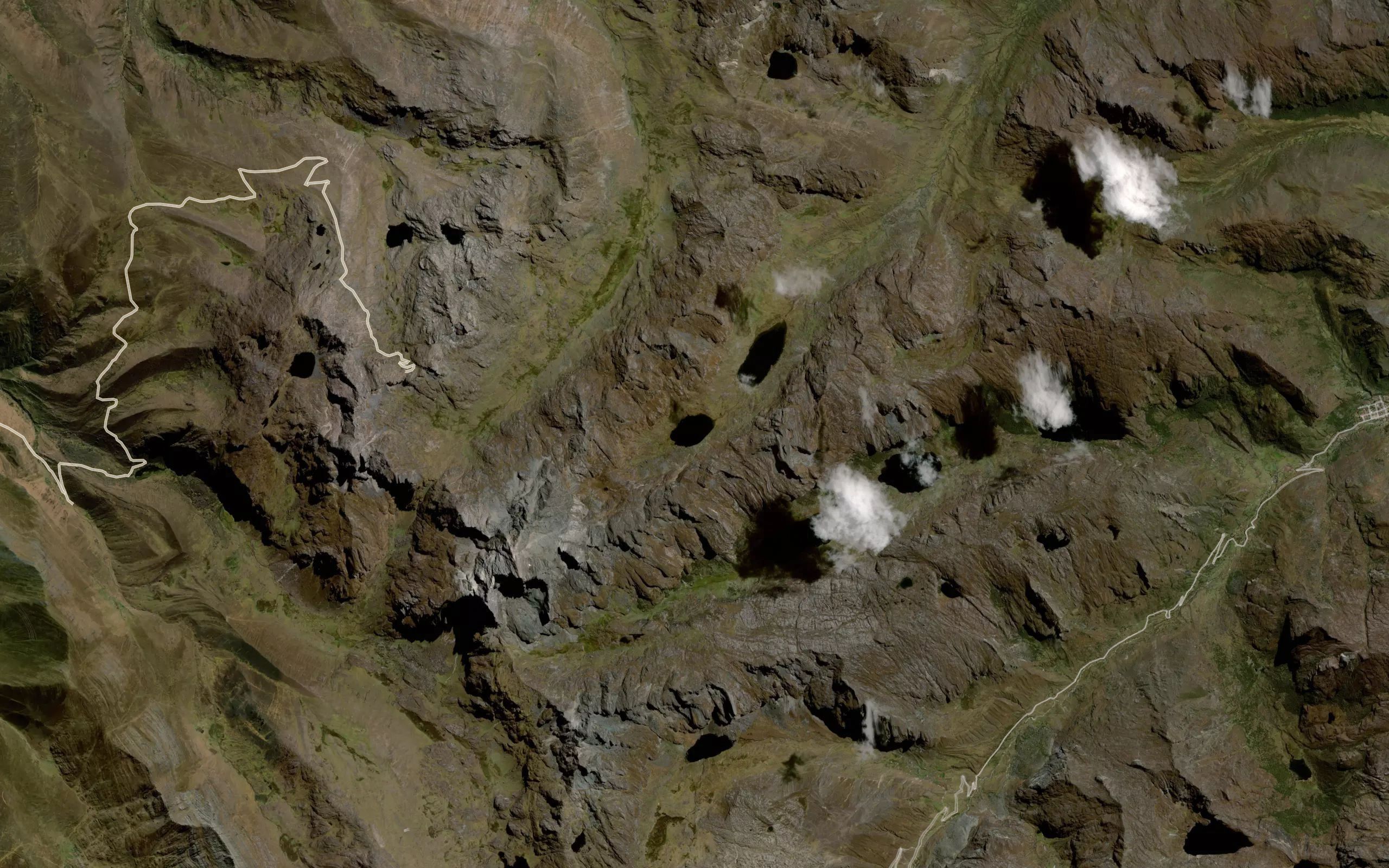 Laguna Yahuarcocha Chico