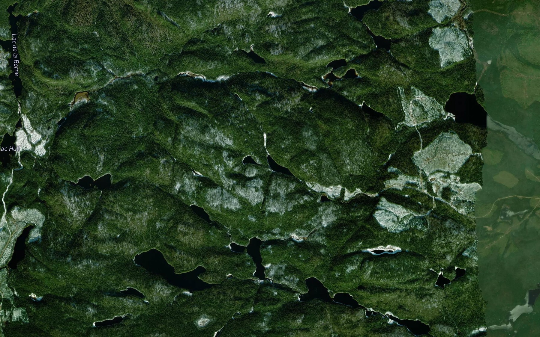 Satellite map of the Petit lac Nash