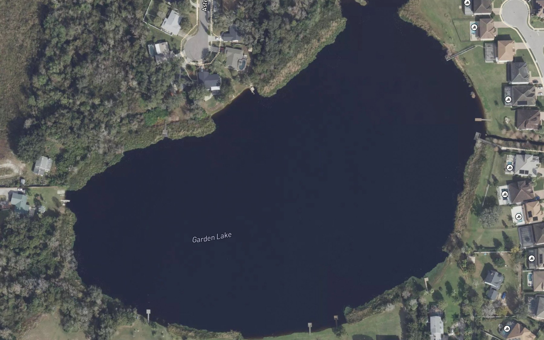 Satellite map of the Garden Lake