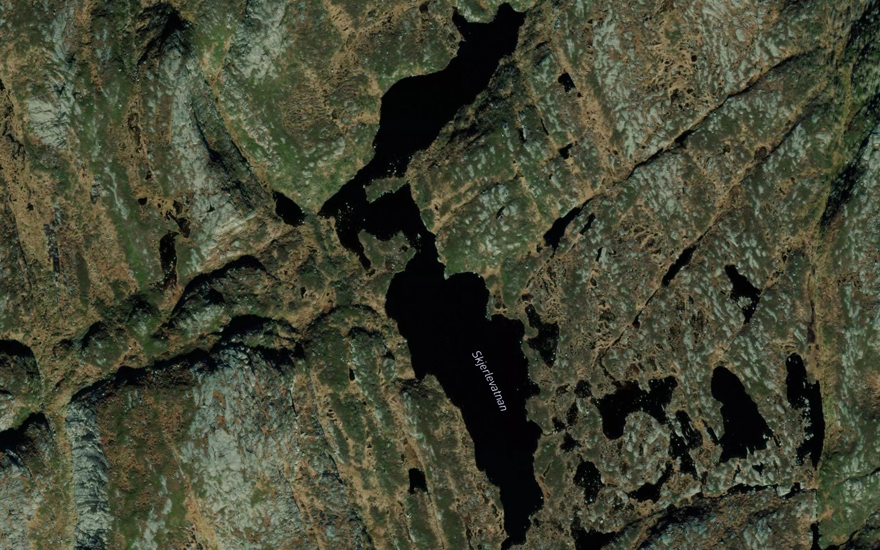 Satellite map of the Skjerlevatnan