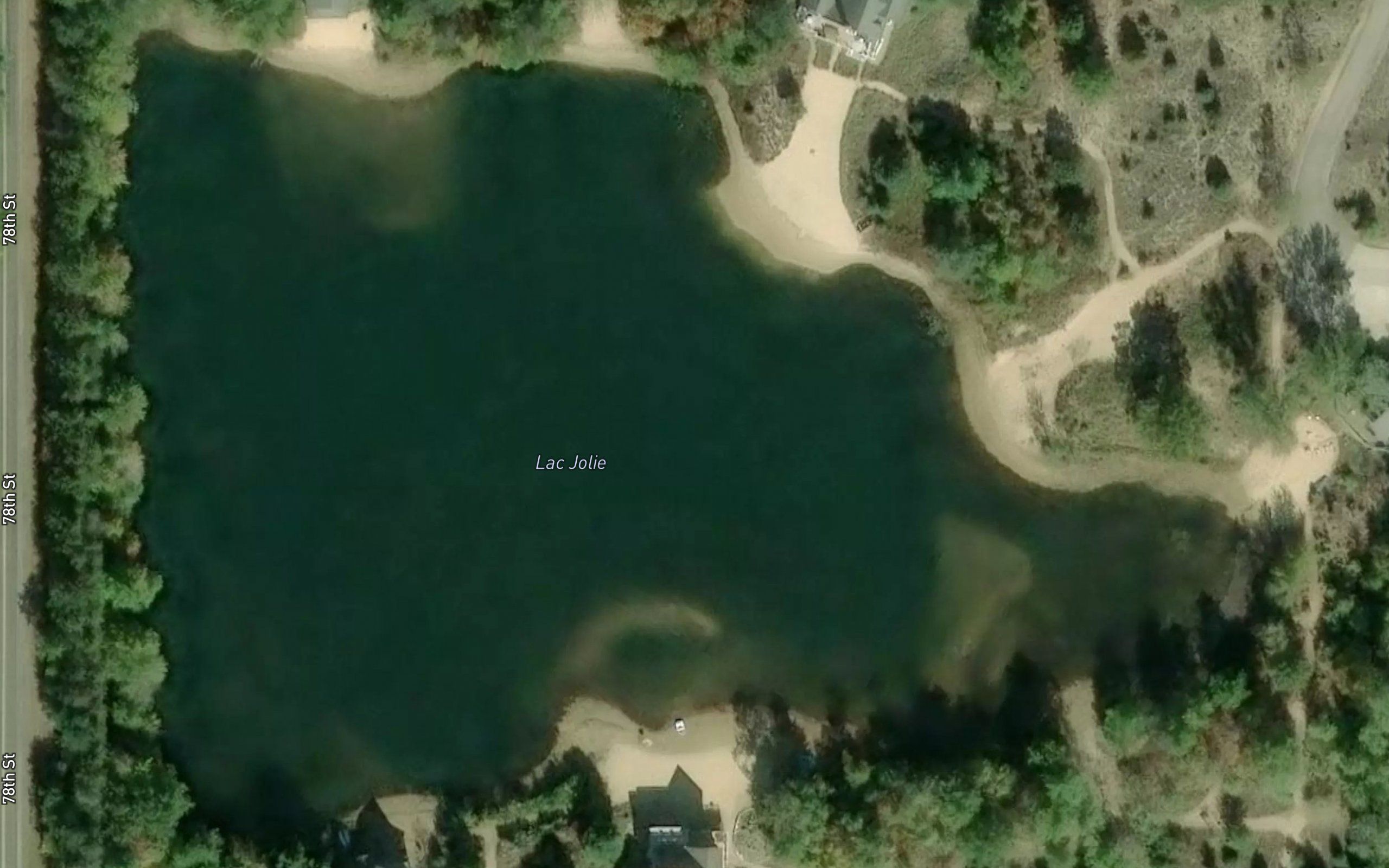 Lac Jolie