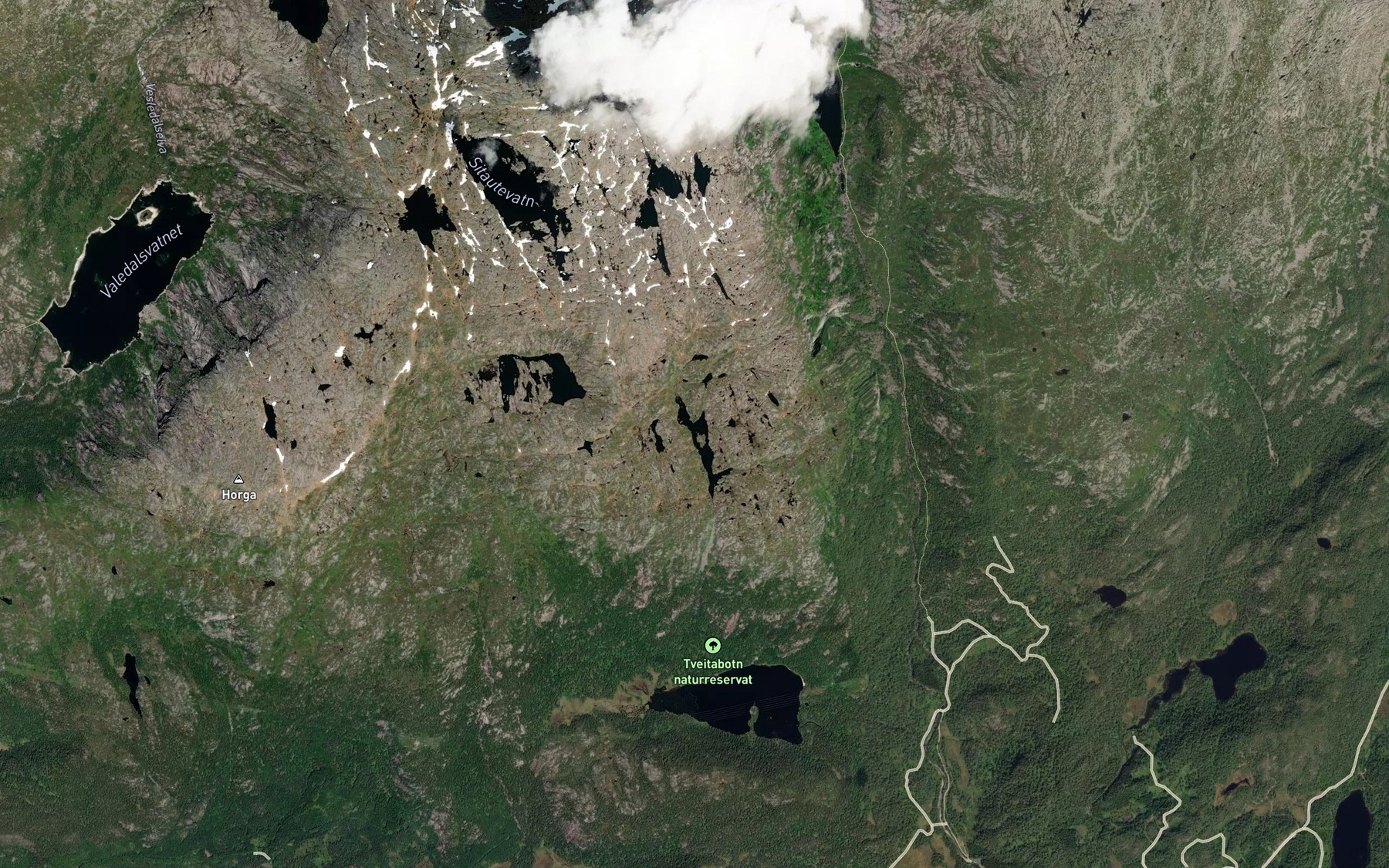 Satellite map of the Urdadalsvatnet