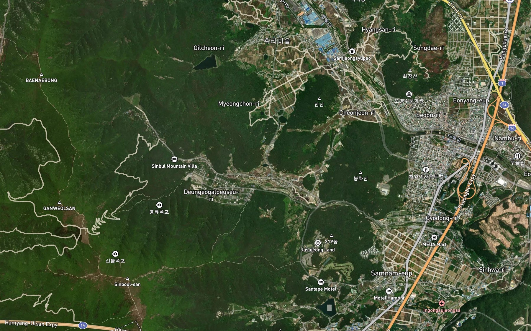 Satellite map of the Deungeongmot