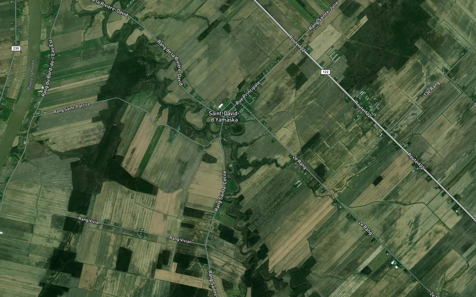 Satellite map of the Cours d'eau Lacourse