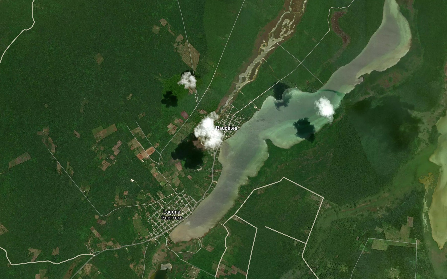 Satellite map of the Raudales