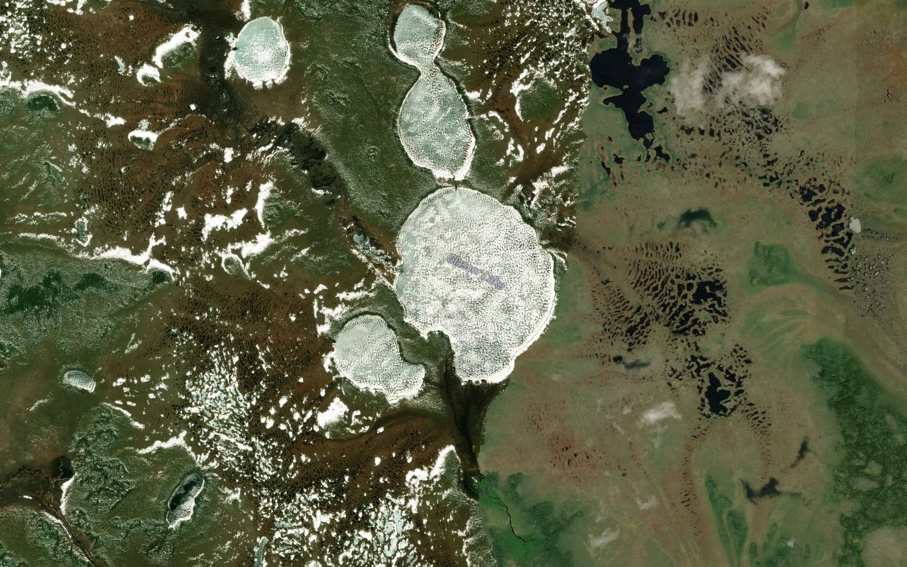 Satellite map of the Glasser Lake