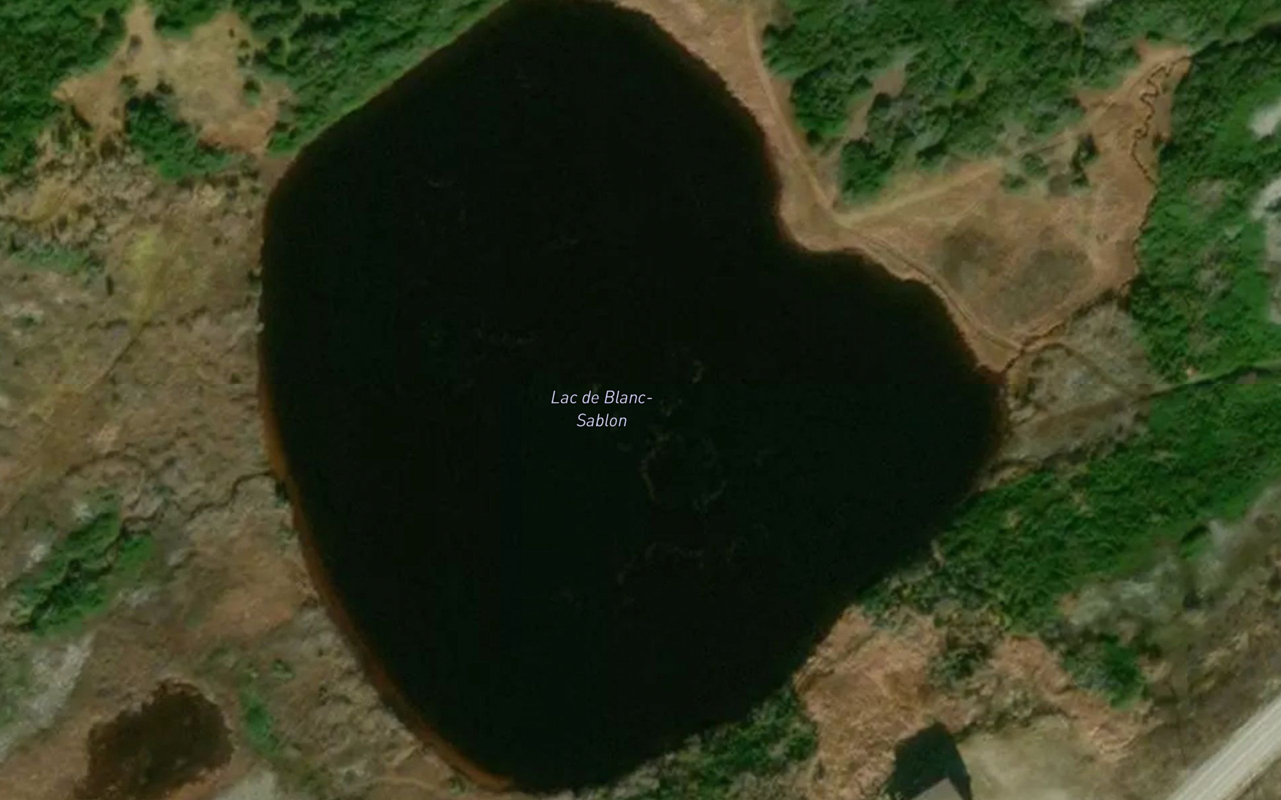 Lac de Blanc-Sablon