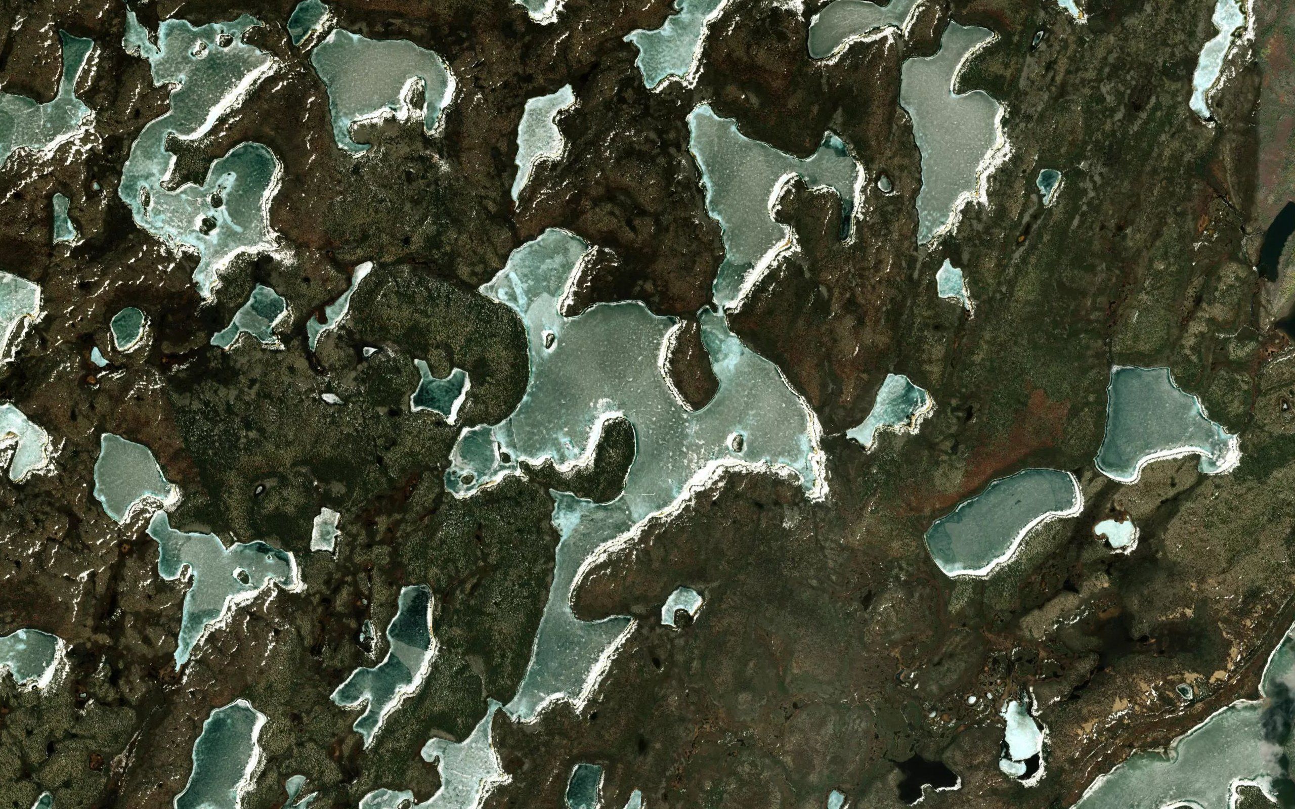 Dzilteen Lake