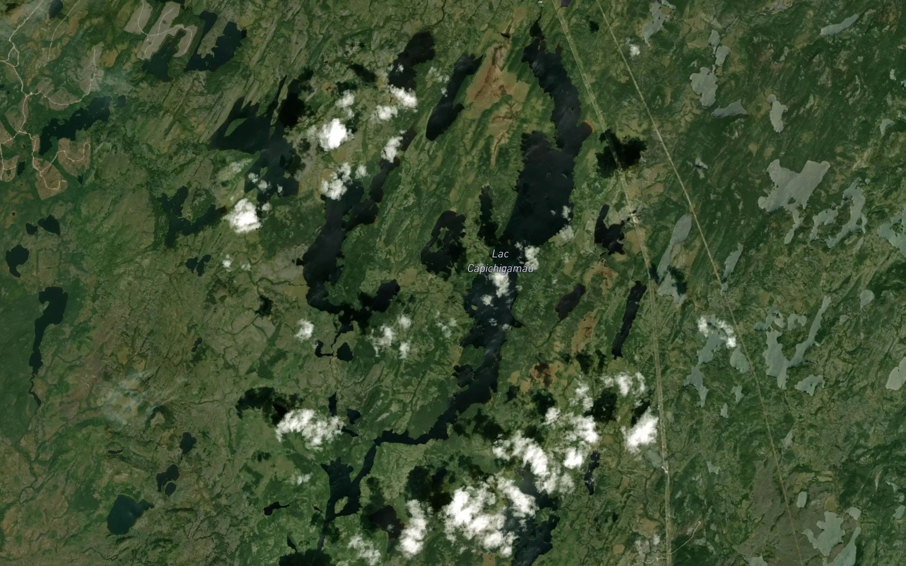 Satellite map of the Lac Capichigamau