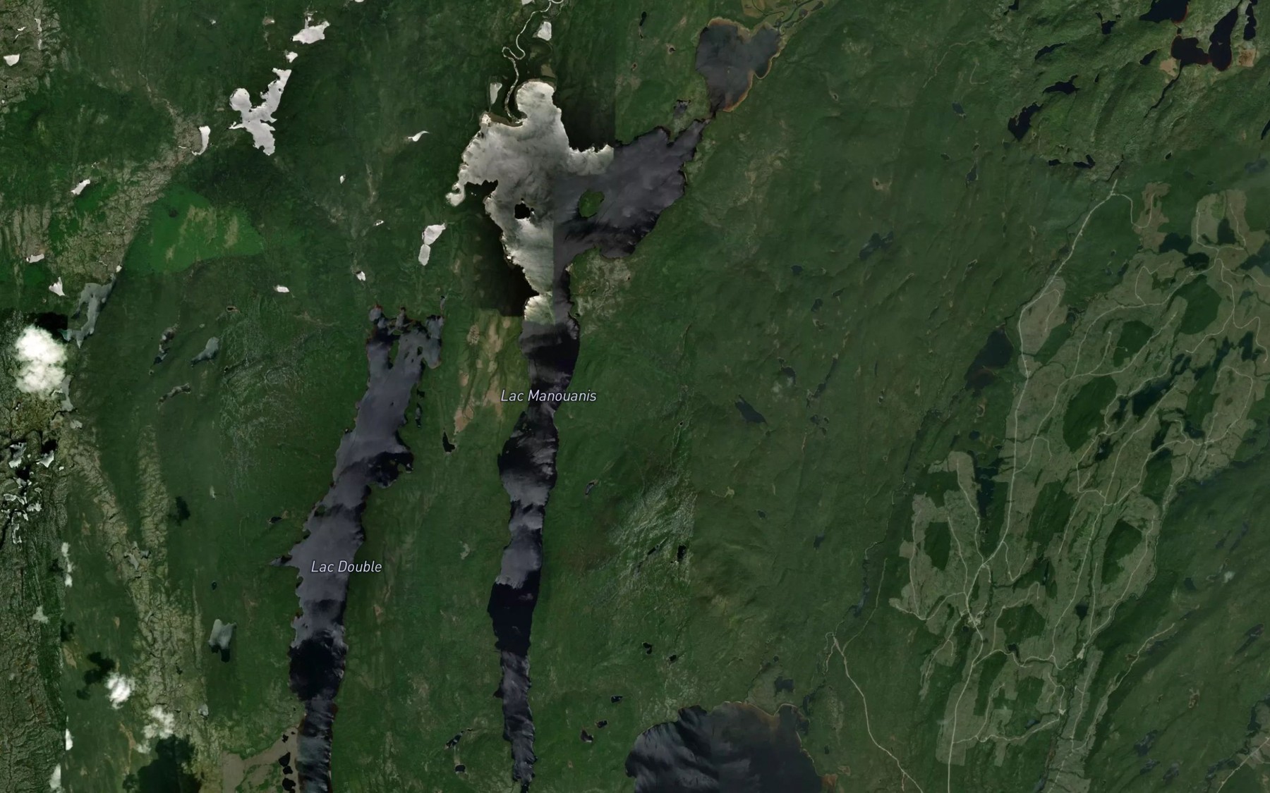 Satellite map of the Lac Manouanis
