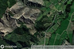 Te Tahunaakura Stream