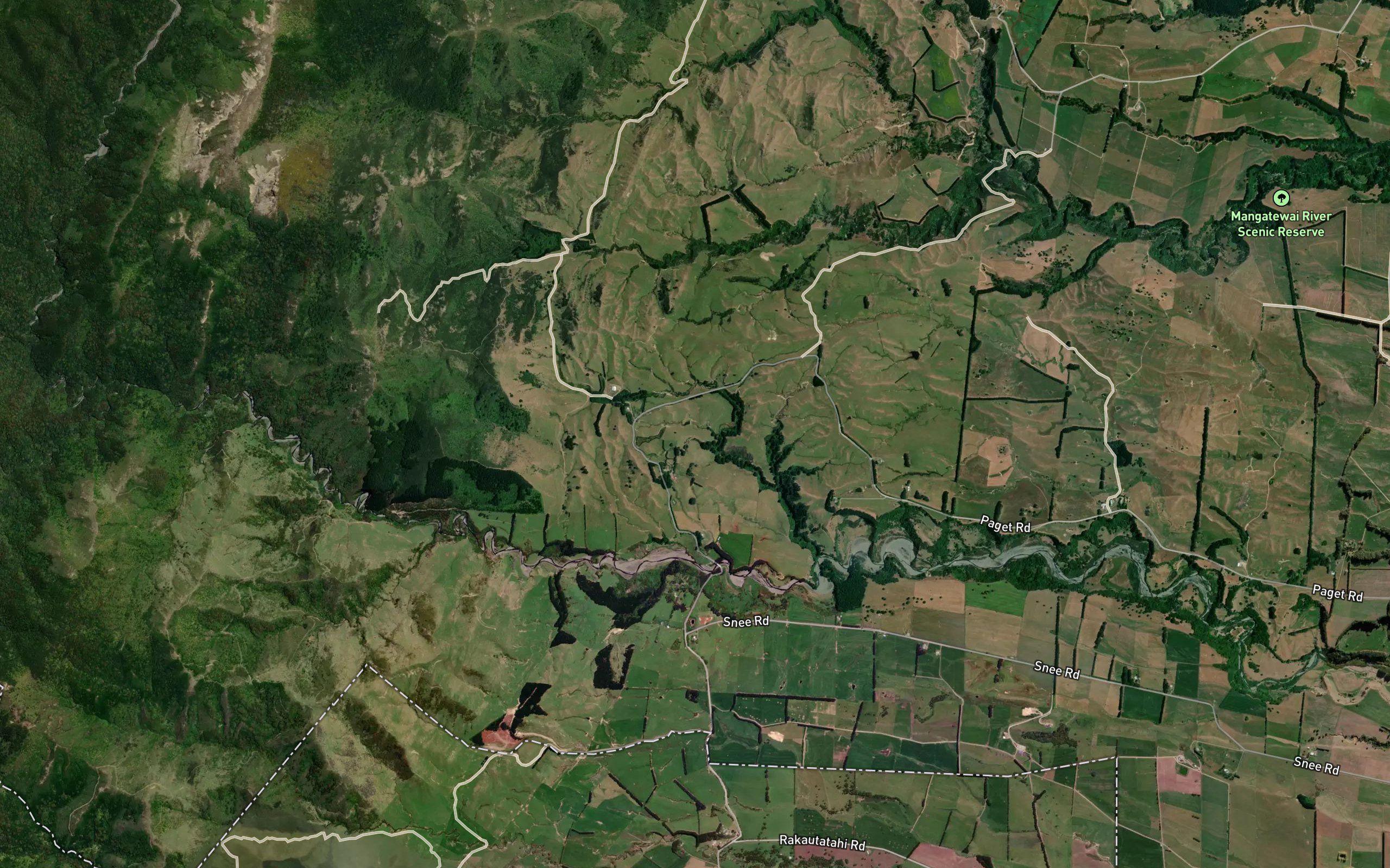 Makaretu River